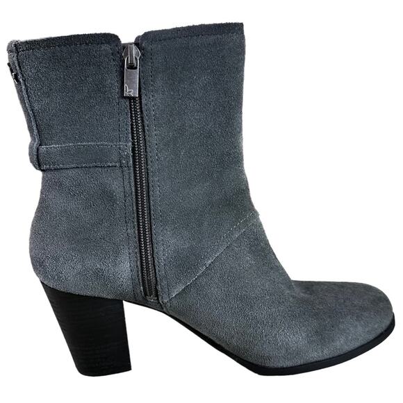 Koolaburra by Ugg ortho footbed. Gray suede side zipper buckle accent size 10 - Picture 4 of 8